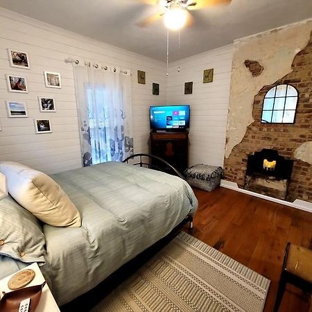 Apple Hill Bungalow, Family And Pet Friendly! Bristol Exterior photo